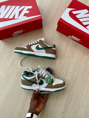 Nike Sb Dunk Low Rattan Gorge Green