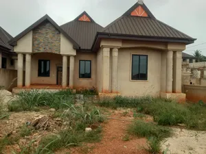 4bdrm House in Santasi Nkoransa., Kumasi Metropolitan for sale