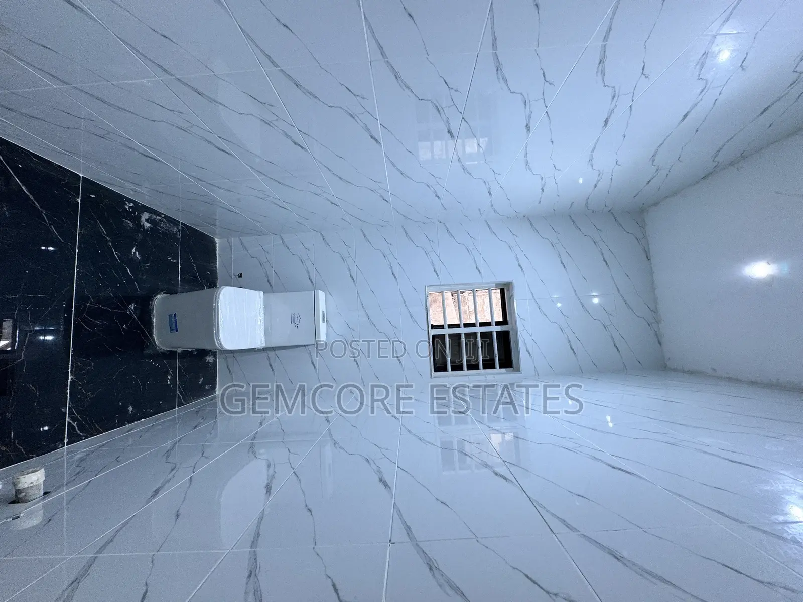4bdrm House in Nanakrom, Ashaley Botwe for sale