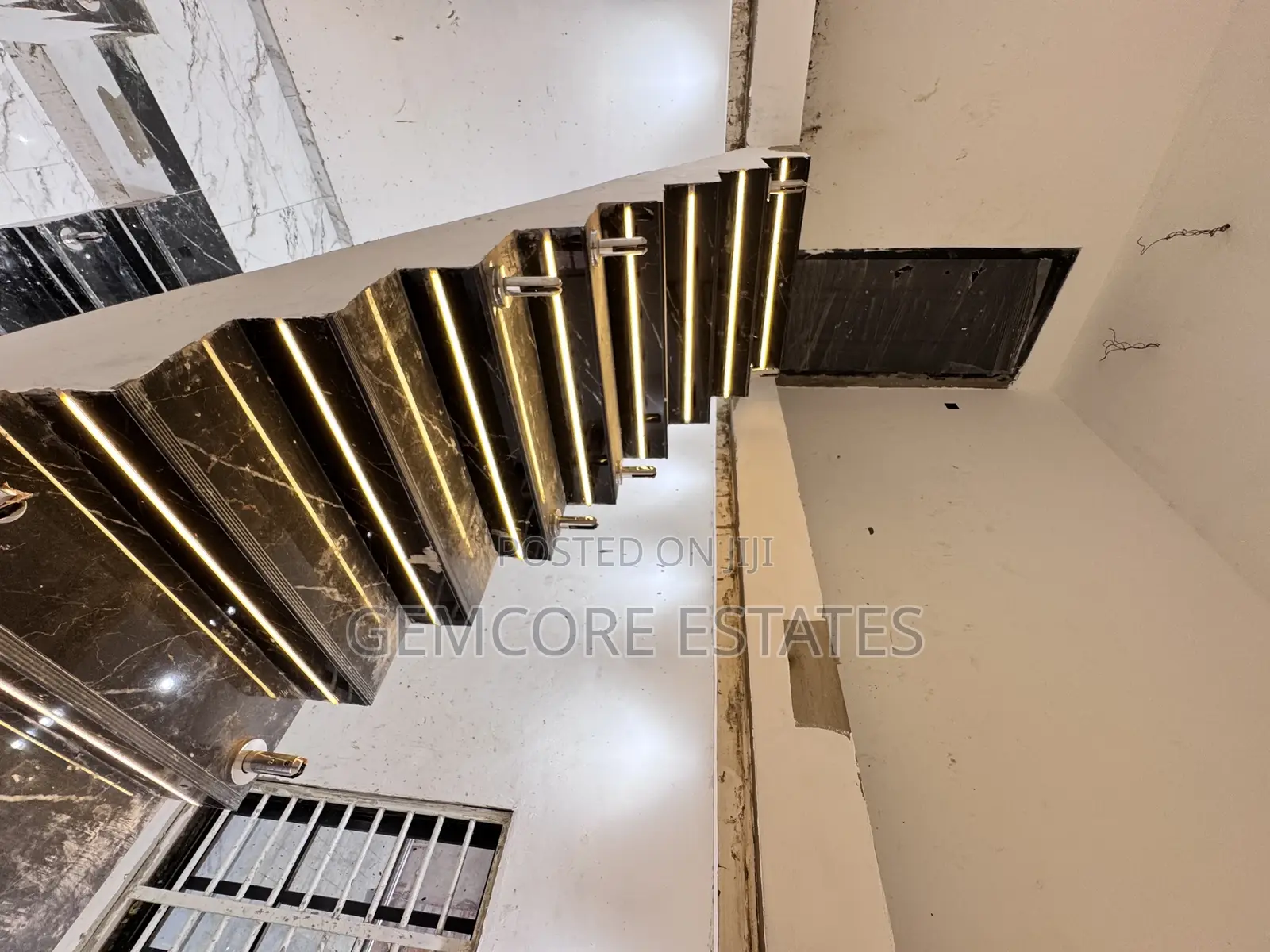 4bdrm House in Nanakrom, Ashaley Botwe for sale