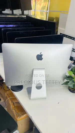 Desktop Computer Apple iMac 8GB Intel Core I5 HDD+SSD 1T