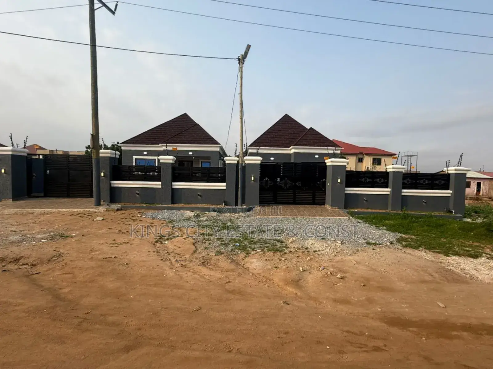 3bdrm House in Kings City Estate, Pokuase for sale