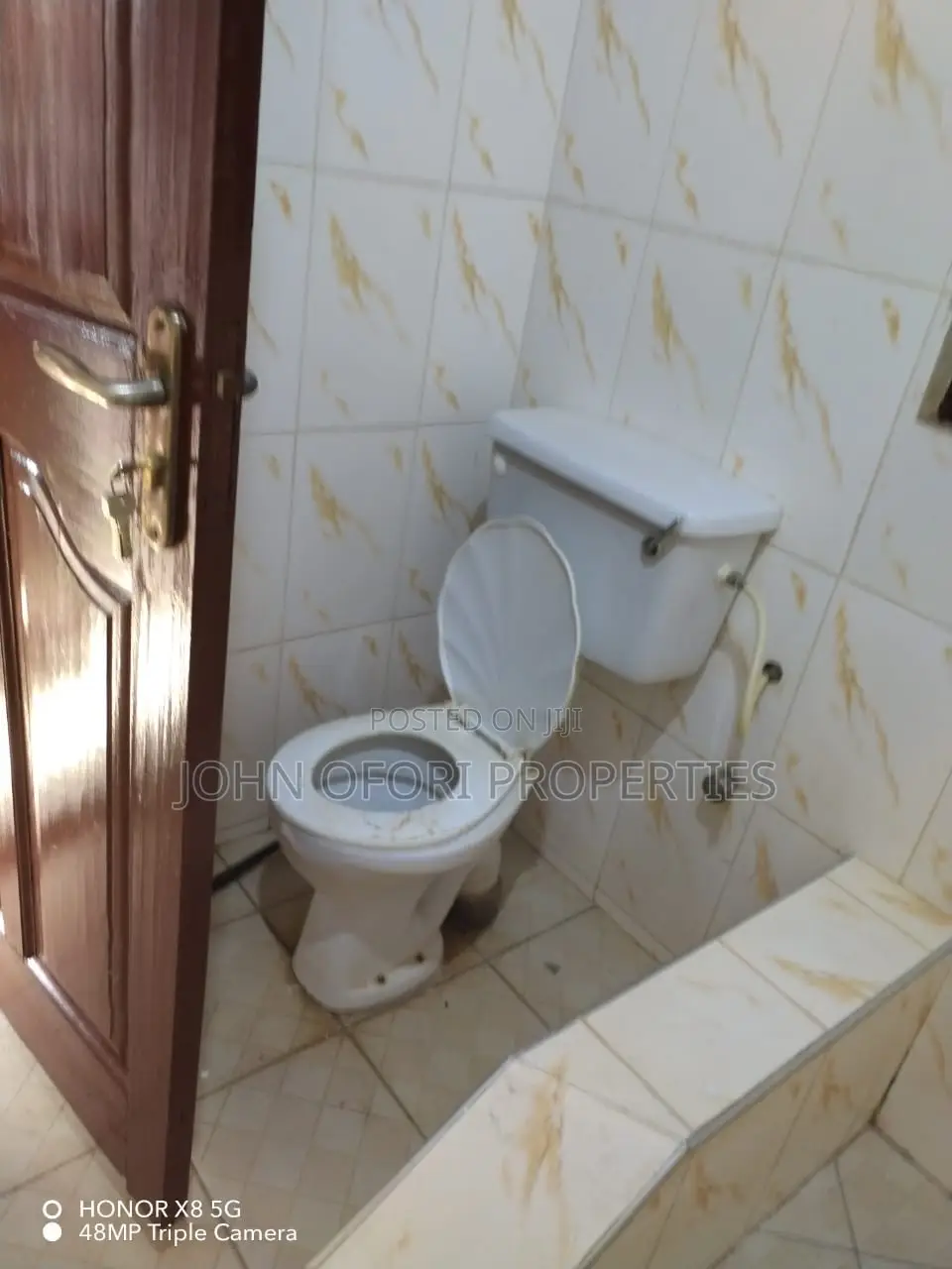 1bdrm Apartment in Ayeduase K 5, Kumasi Metropolitan for rent