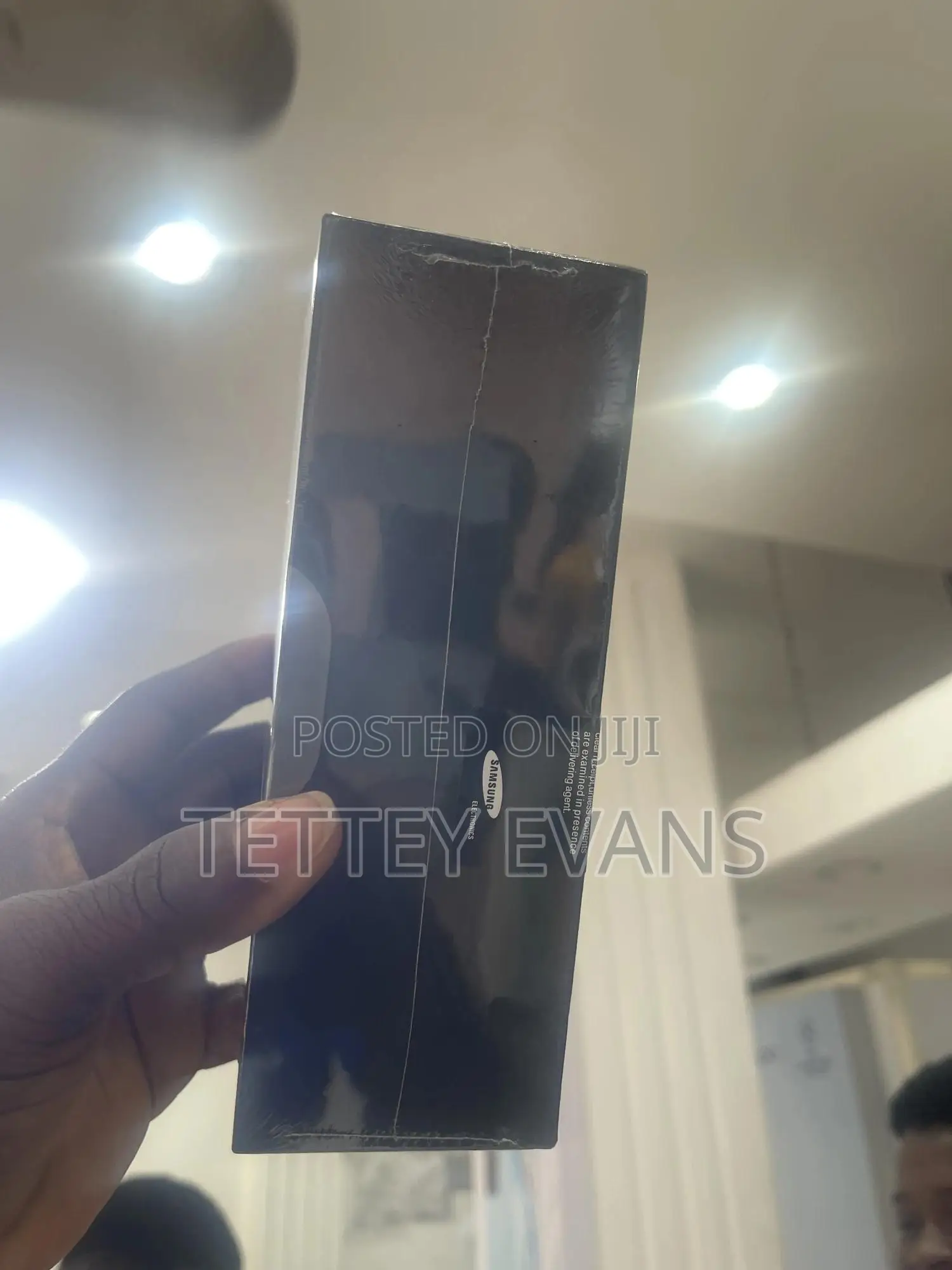 New Samsung Galaxy S20 128 GB Black