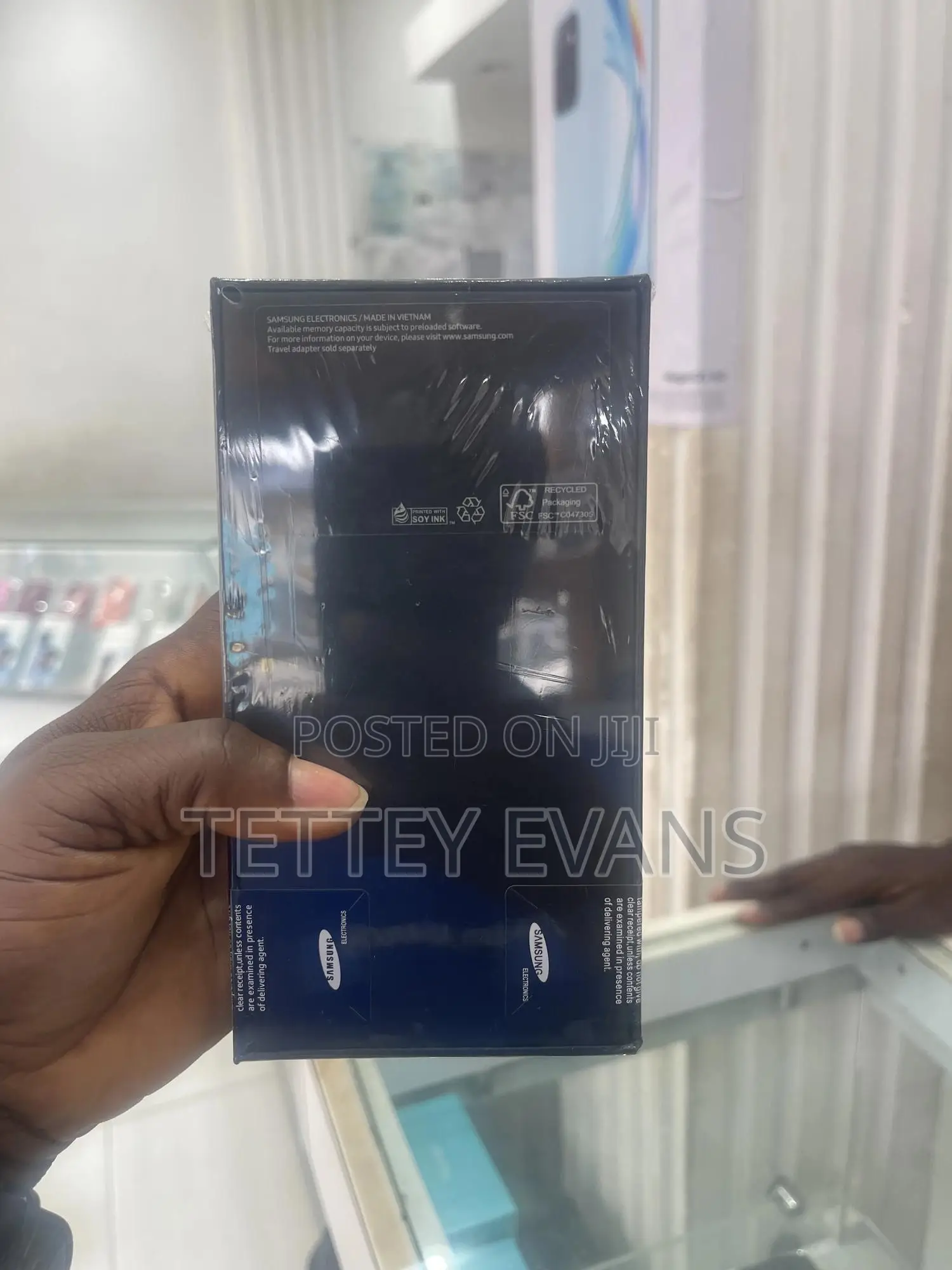 New Samsung Galaxy S22 5G 256 GB Black