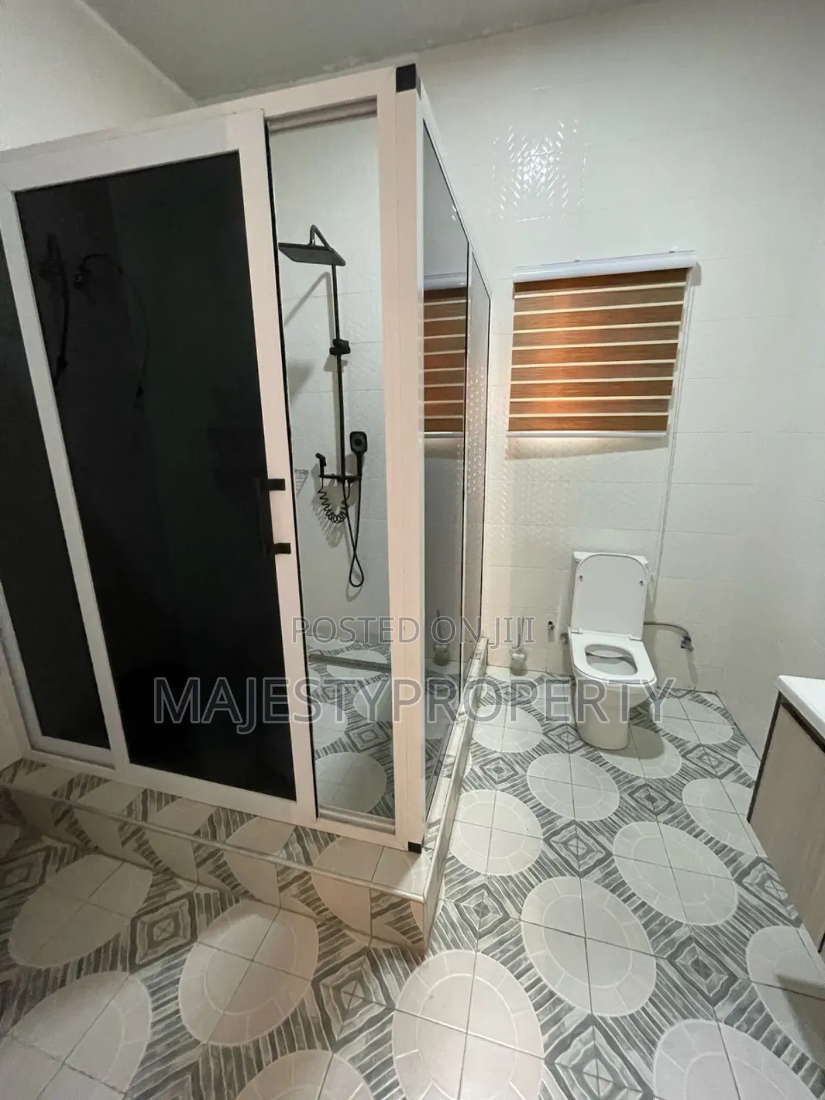 Furnished 2bdrm Apartment in Osu for rent
