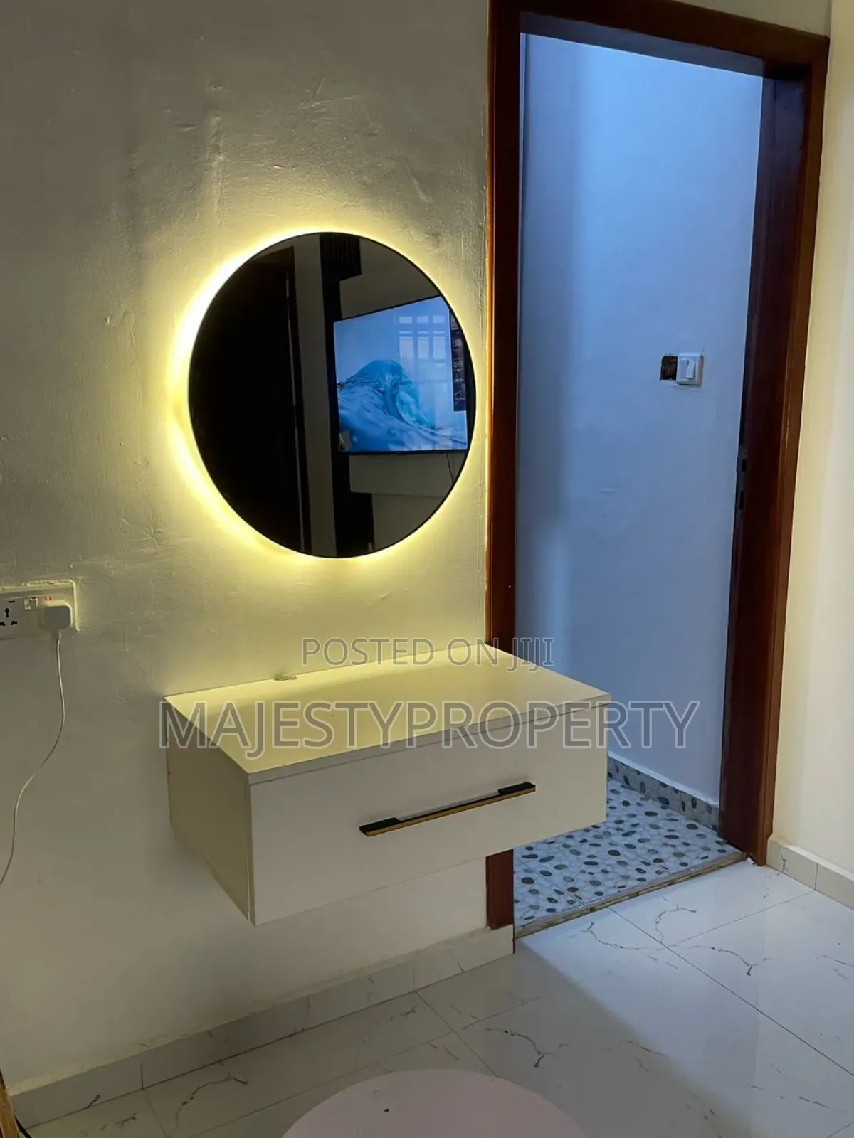 Furnished 2bdrm Apartment in Osu for rent