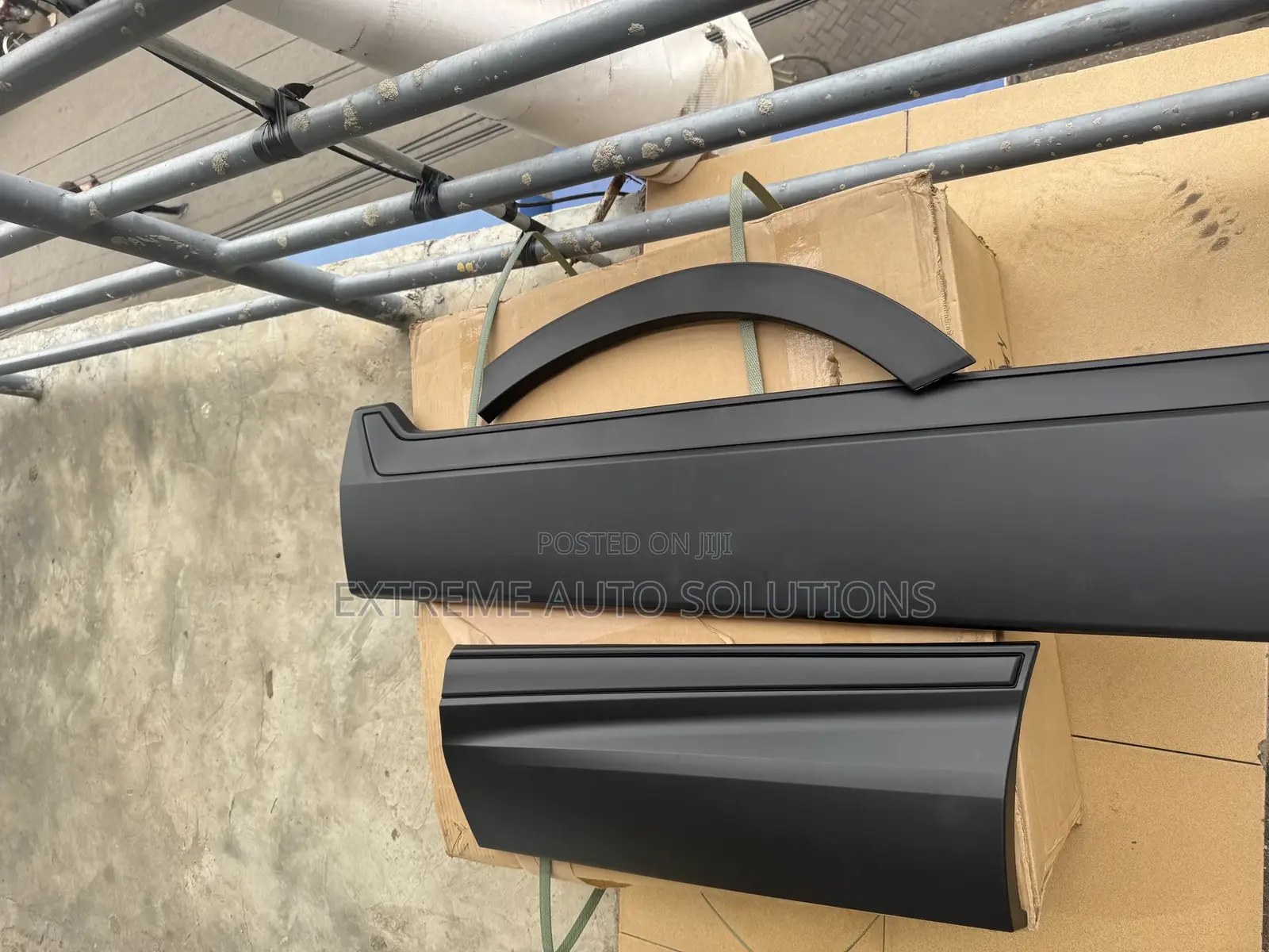 2017-20 Honda Crv  Door Lower Hexterior Molding Panel For