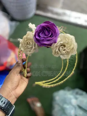 Photo - Fascinator