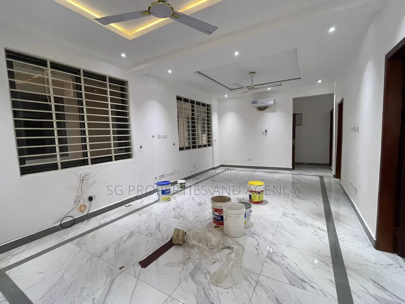2bdrm Apartment in Borteyman, Baatsona Total for rent