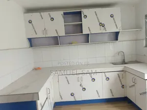 3bdrm House in Com.11, Tema Metropolitan for rent