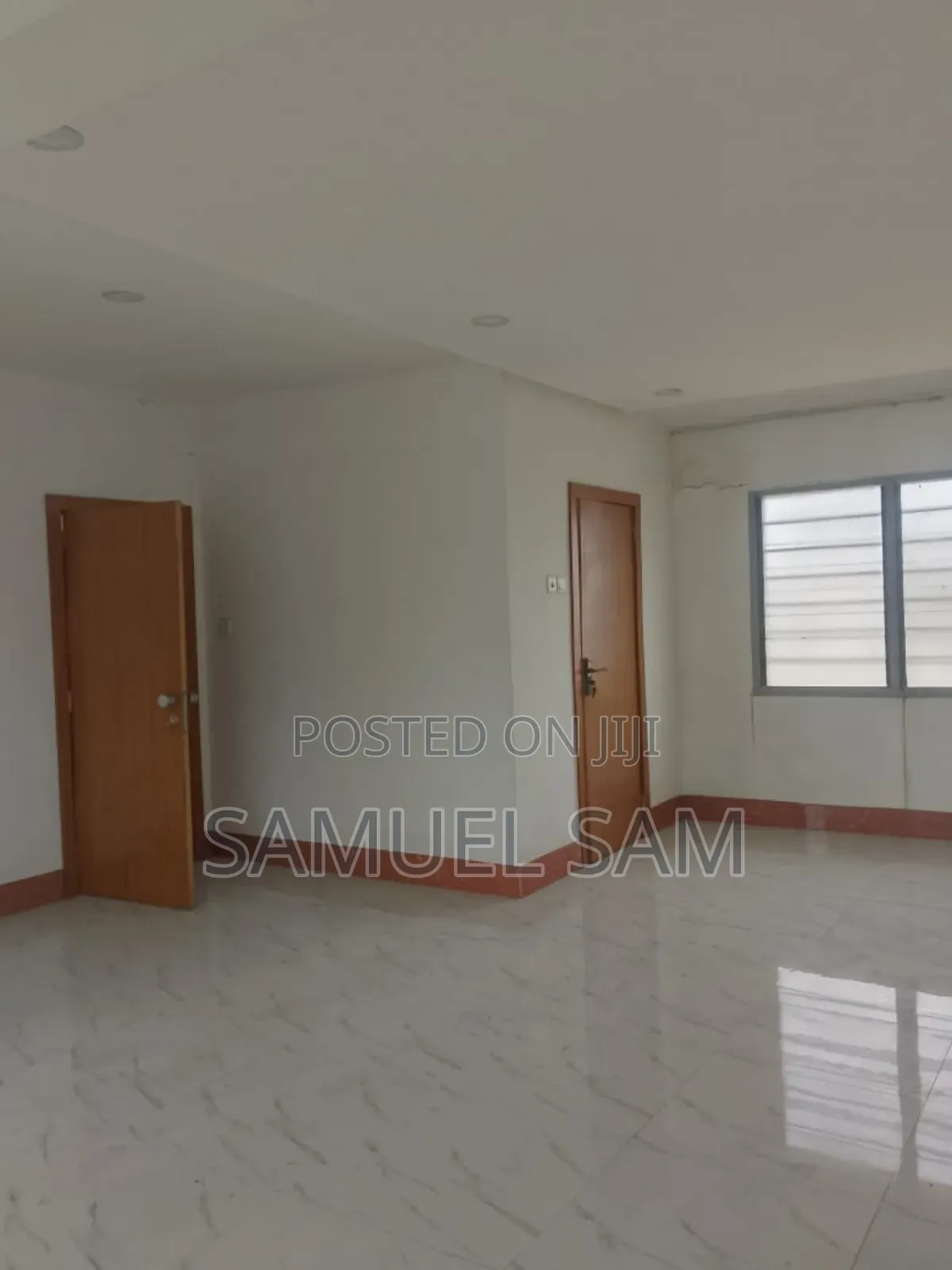 3bdrm House in Com.11, Tema Metropolitan for rent
