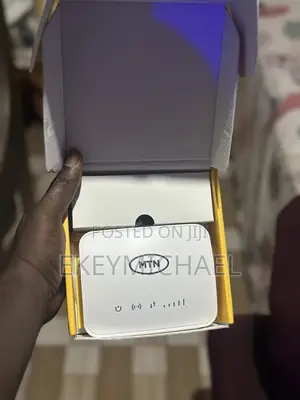 Universal Wireless Router With Power Bank