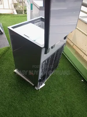 Congenial Gold Star Chest Freezer 141l Systematic Set