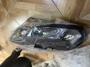 Honda Civic 2013 Headlight
