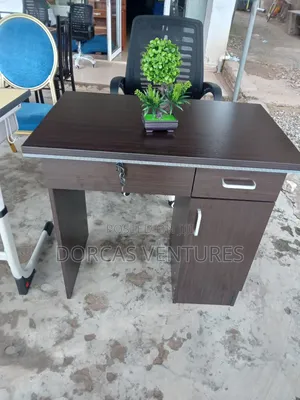 Chore Office Table