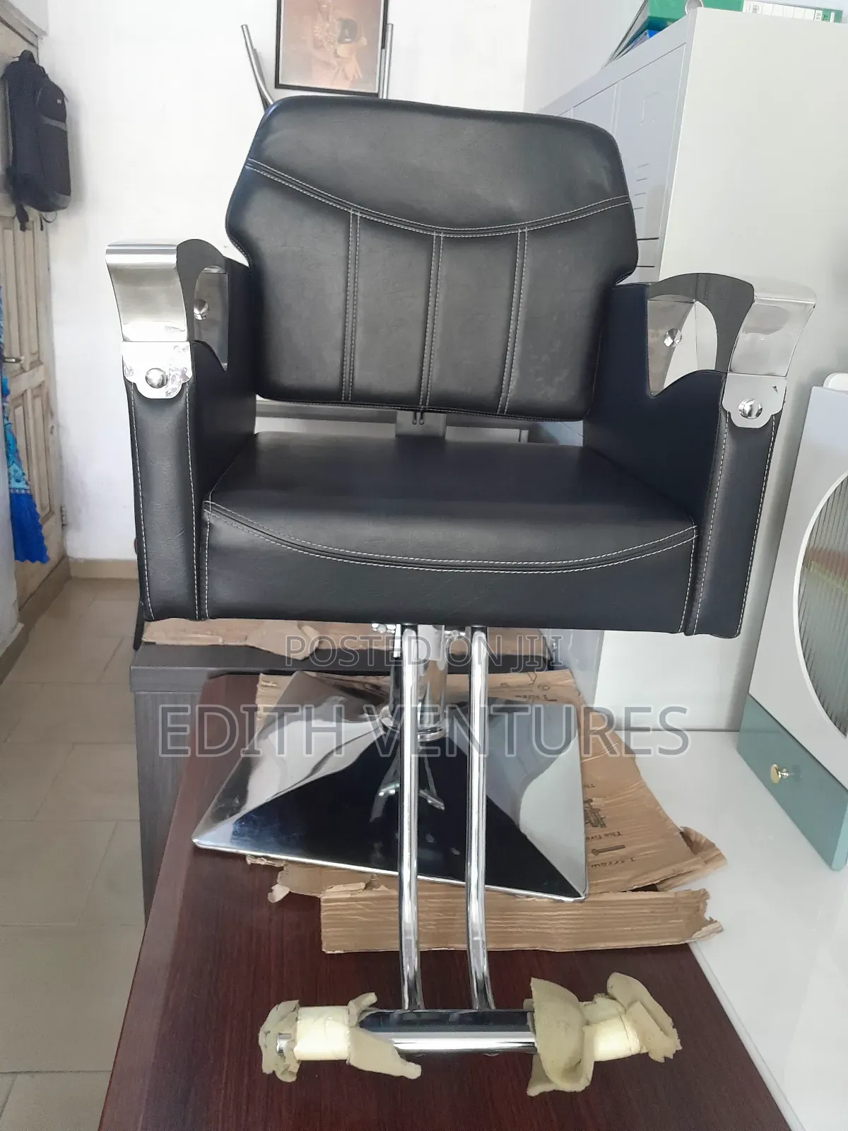 Regular Salon Chair