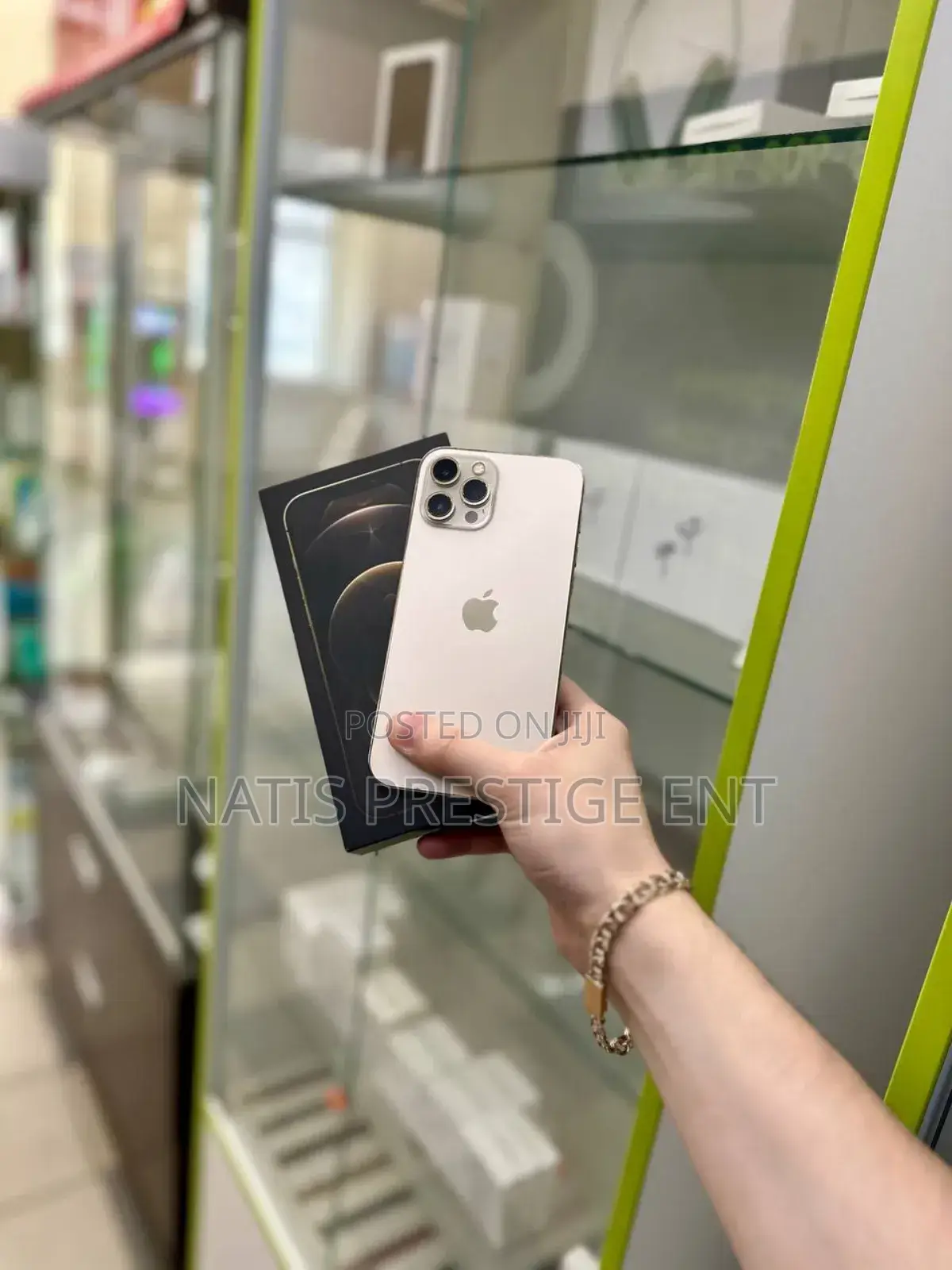 New Apple iPhone 12 Pro Max 128 GB Gold