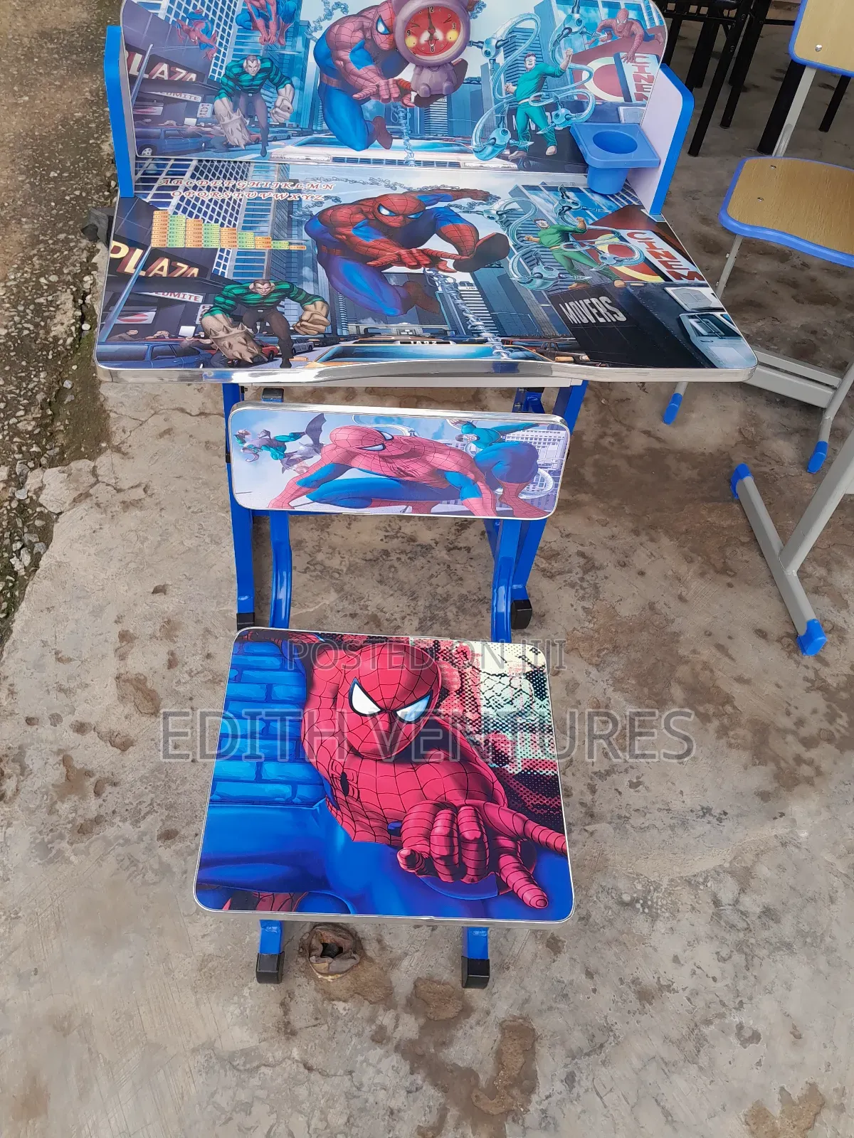 Solitary Kids Desk