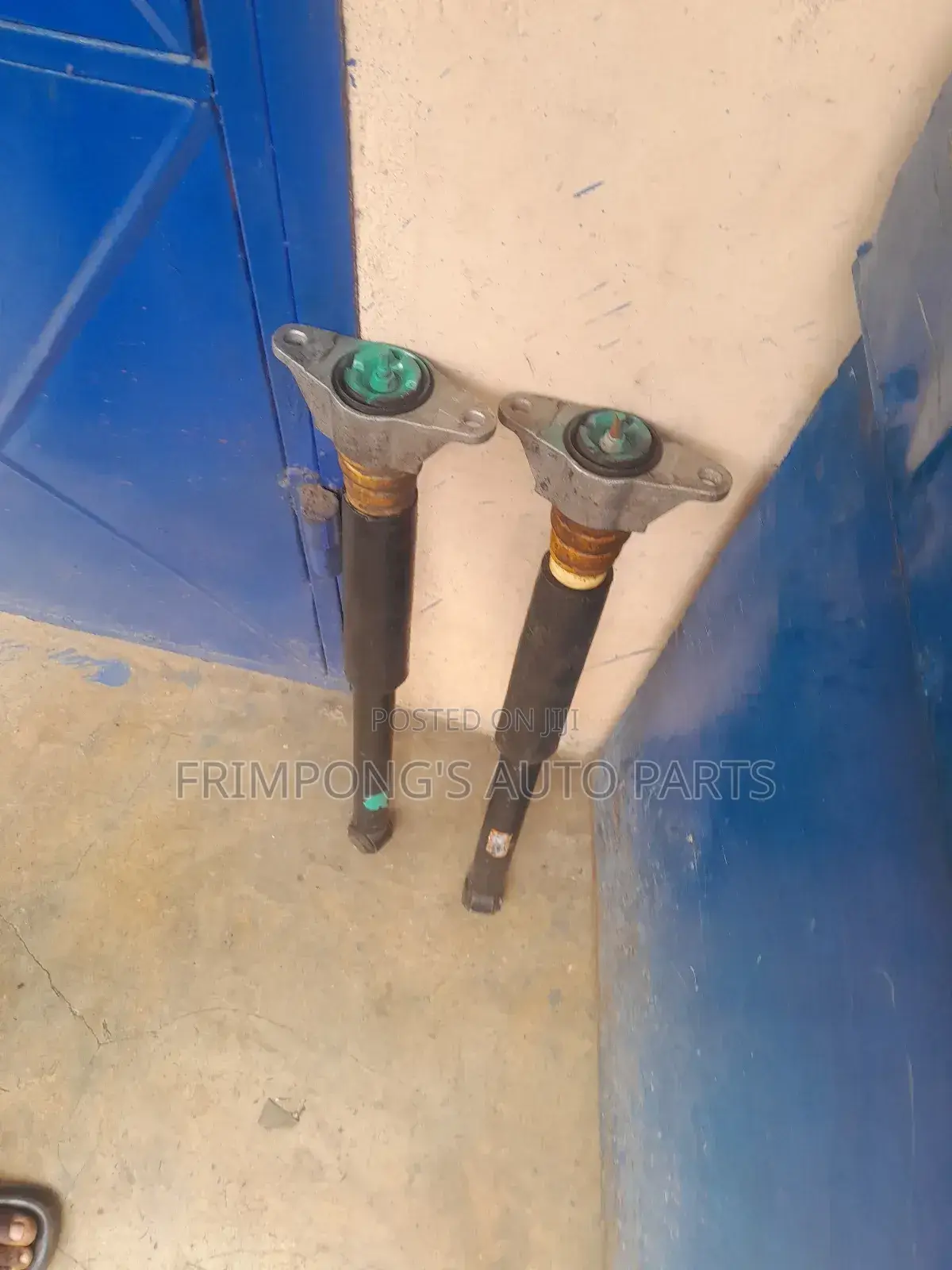 Toyota Yaris / Ia/Madza Cx5 2014  Back Shocks Absorbers Genuine