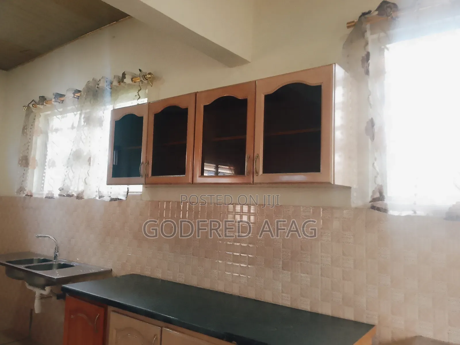 Restaurant Space to Let