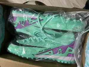 Turf Football / Soccer Boot Size 40,41,42