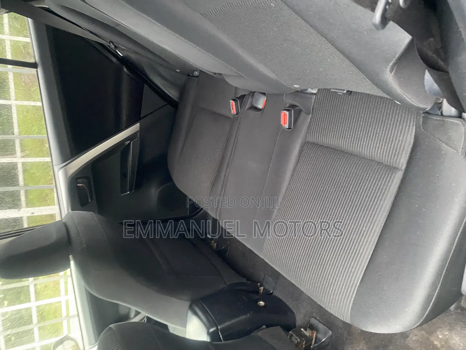 Toyota RAV4 LE AWD (2.5L 4cyl 6A) 2017 Gray