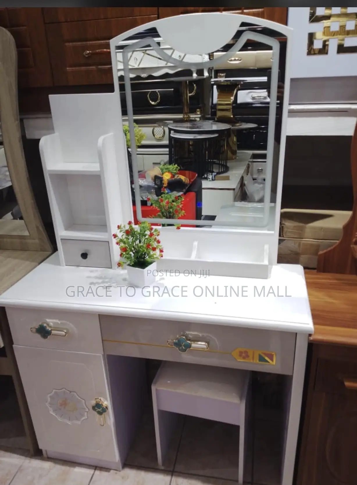 Dressing Mirror Set