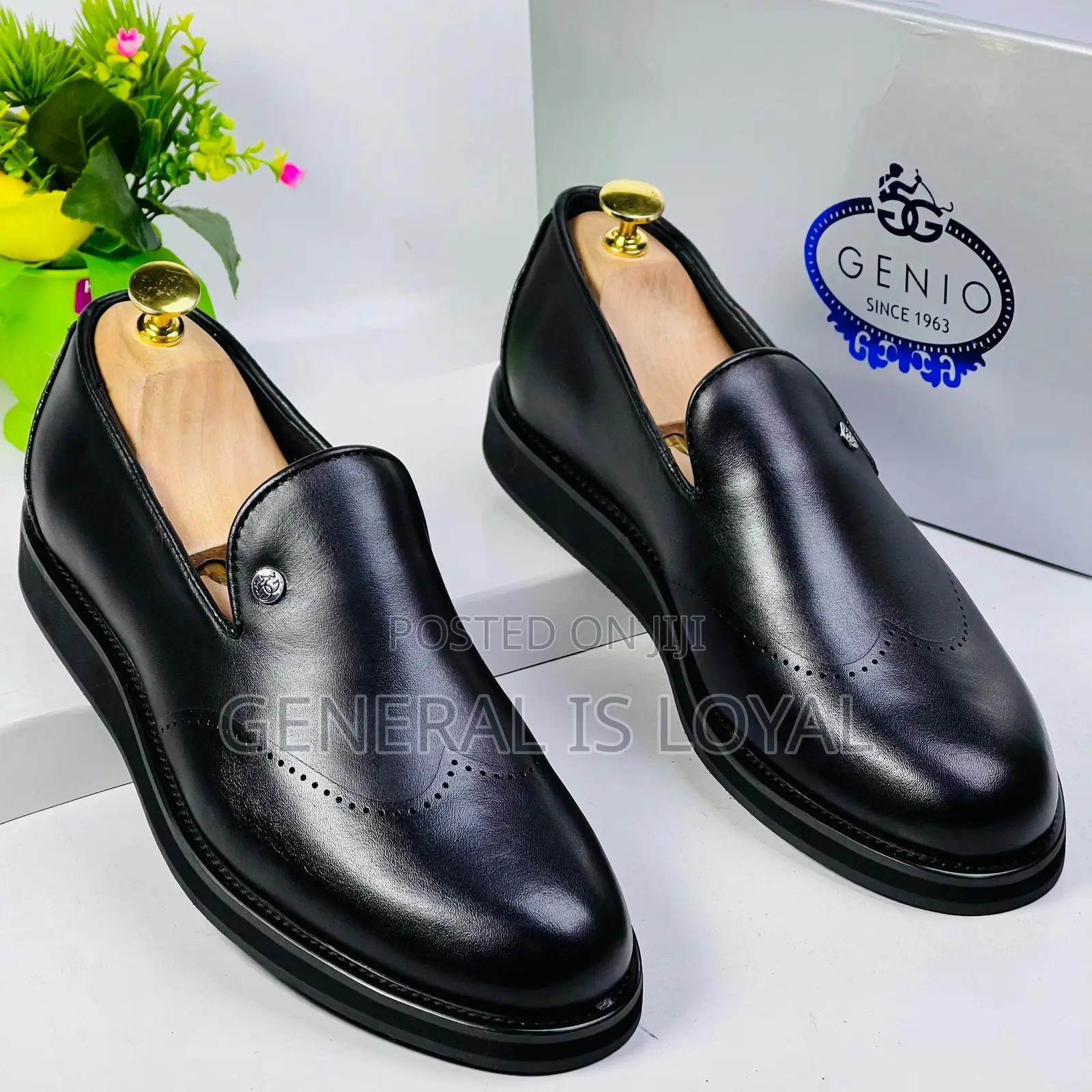 Genio Men Loafers
