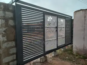 Modern Galvanized Sliding Gate – Strong Durable