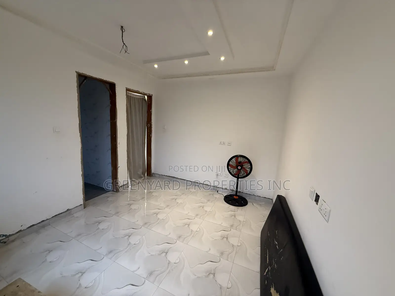 4bdrm Mansion in Mayera, Pokuase for sale