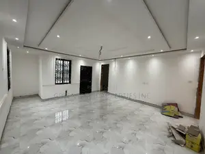 4bdrm Mansion in Mayera, Pokuase for sale