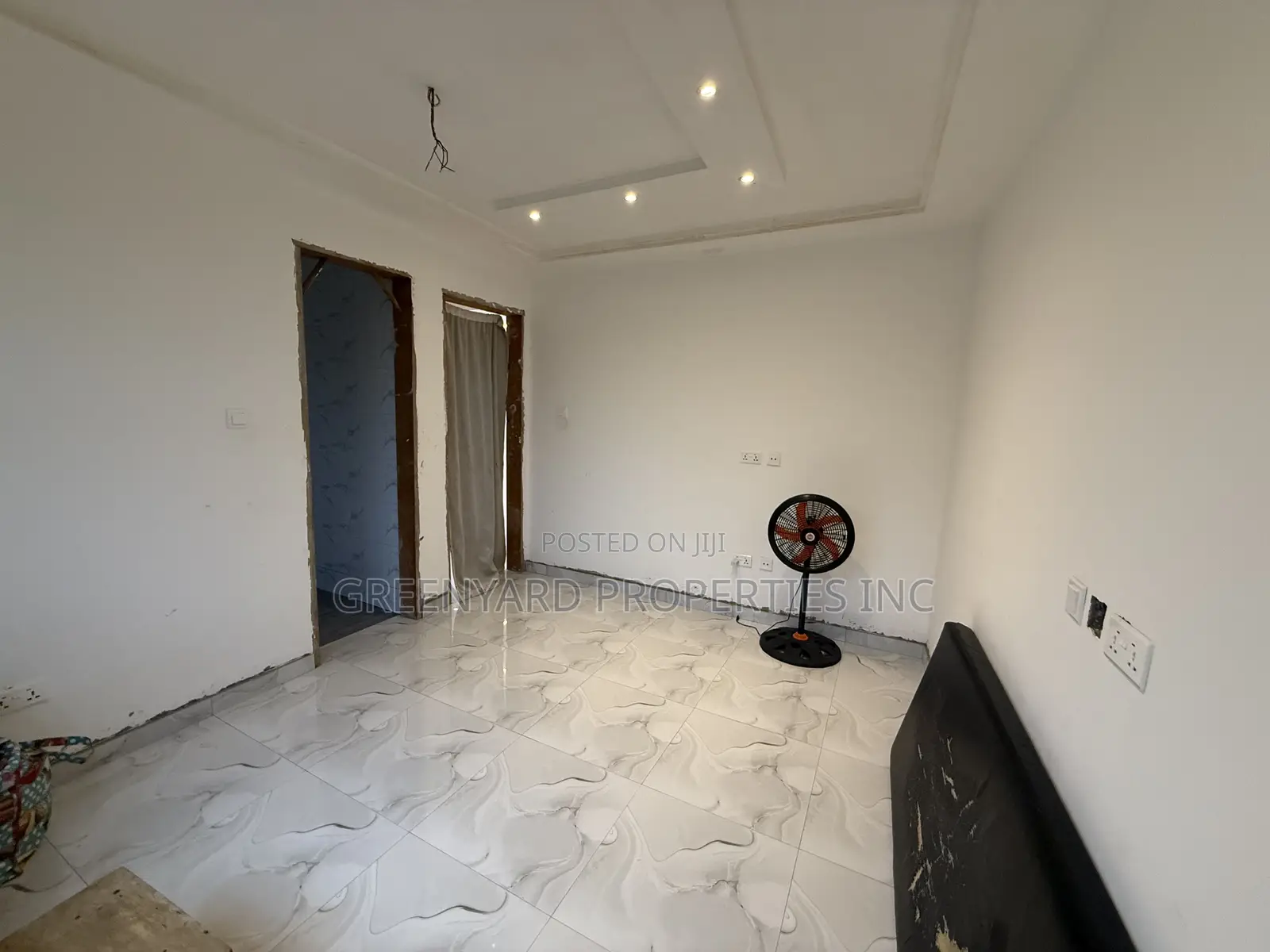4bdrm Mansion in Mayera, Pokuase for sale