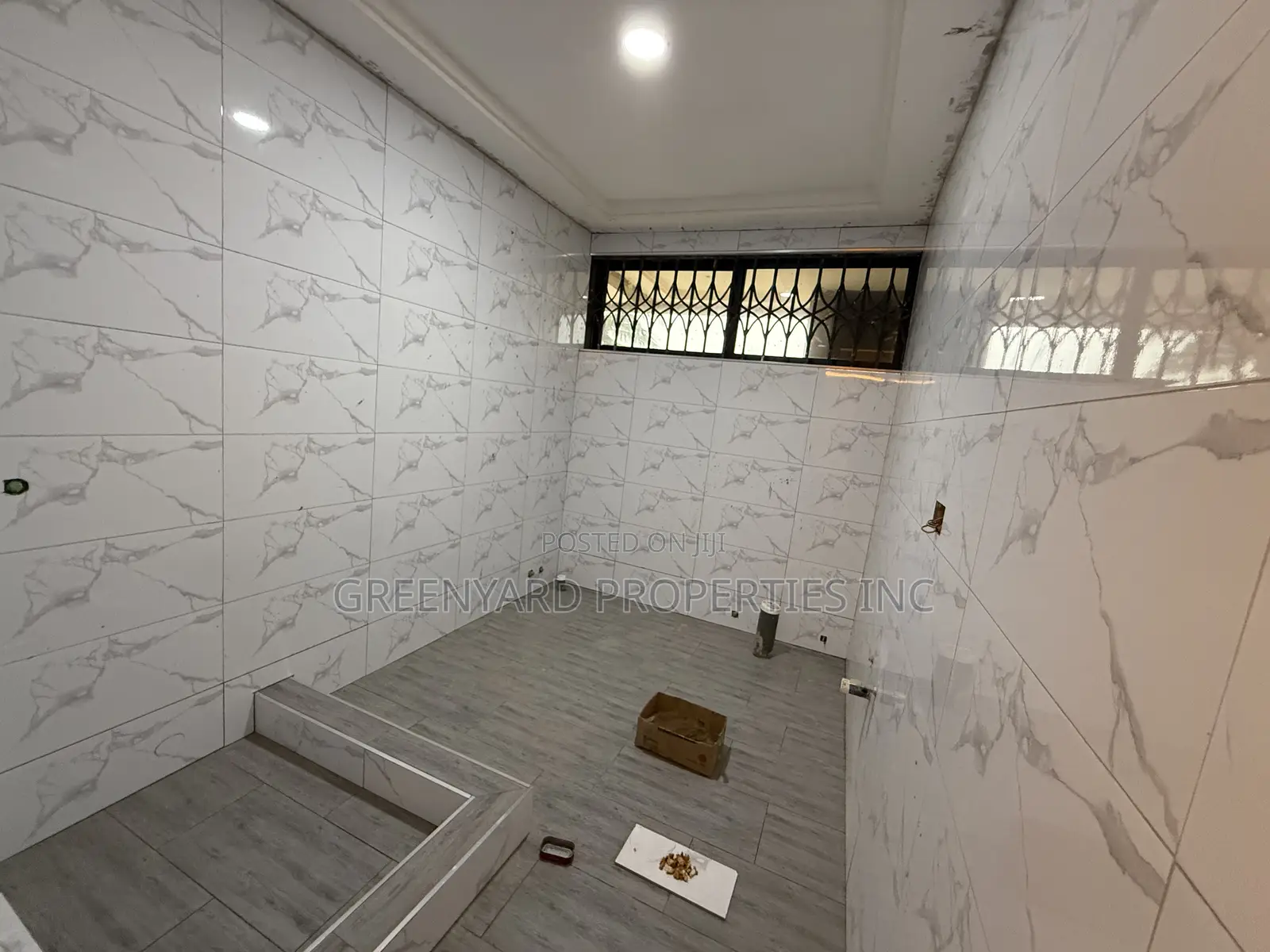 4bdrm Mansion in Mayera, Pokuase for sale