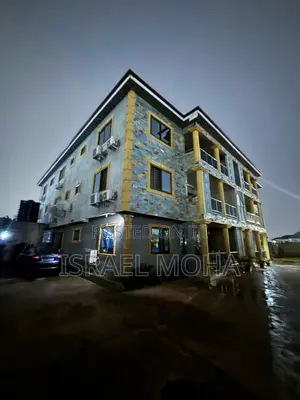 Executive Chamber and Hall Sc for Adenta New Legon