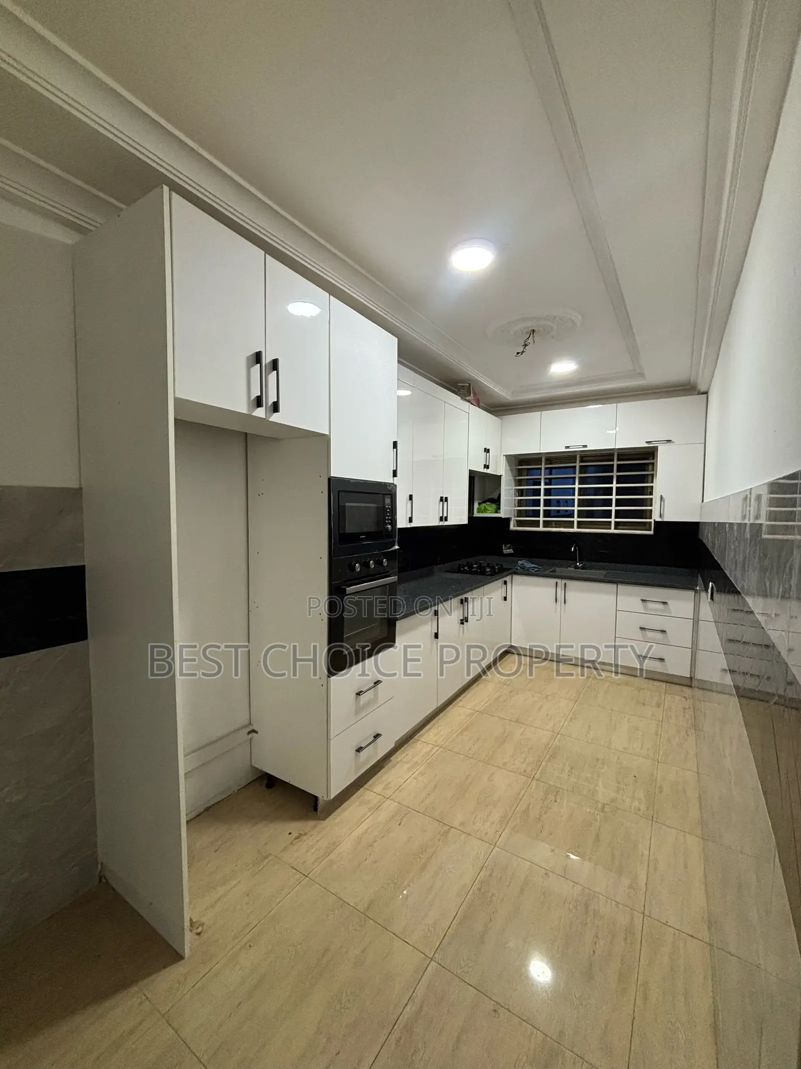 Executive Chamber and Hall Sc for Adenta New Legon