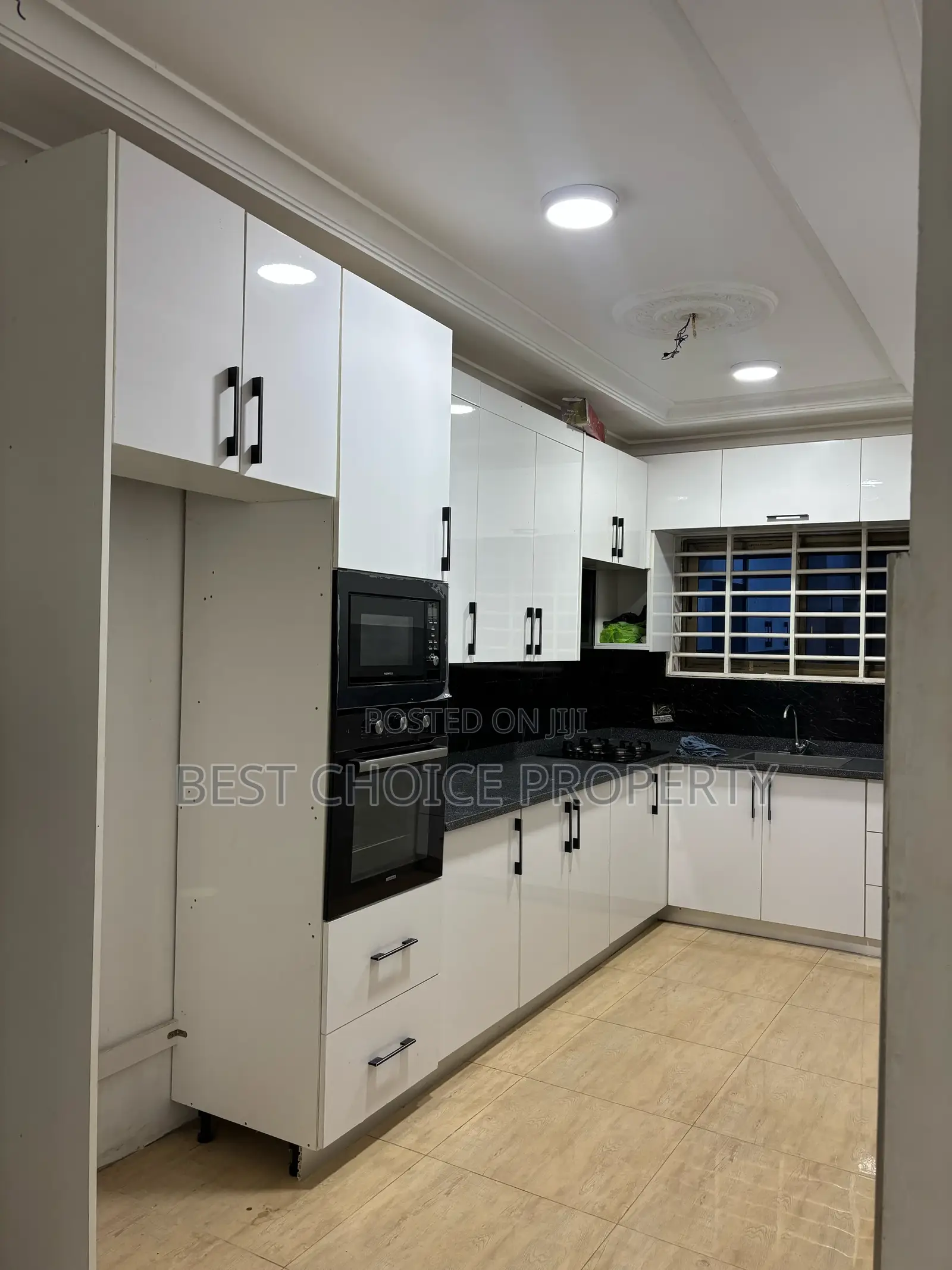 Executive Chamber and Hall Sc for Adenta New Legon