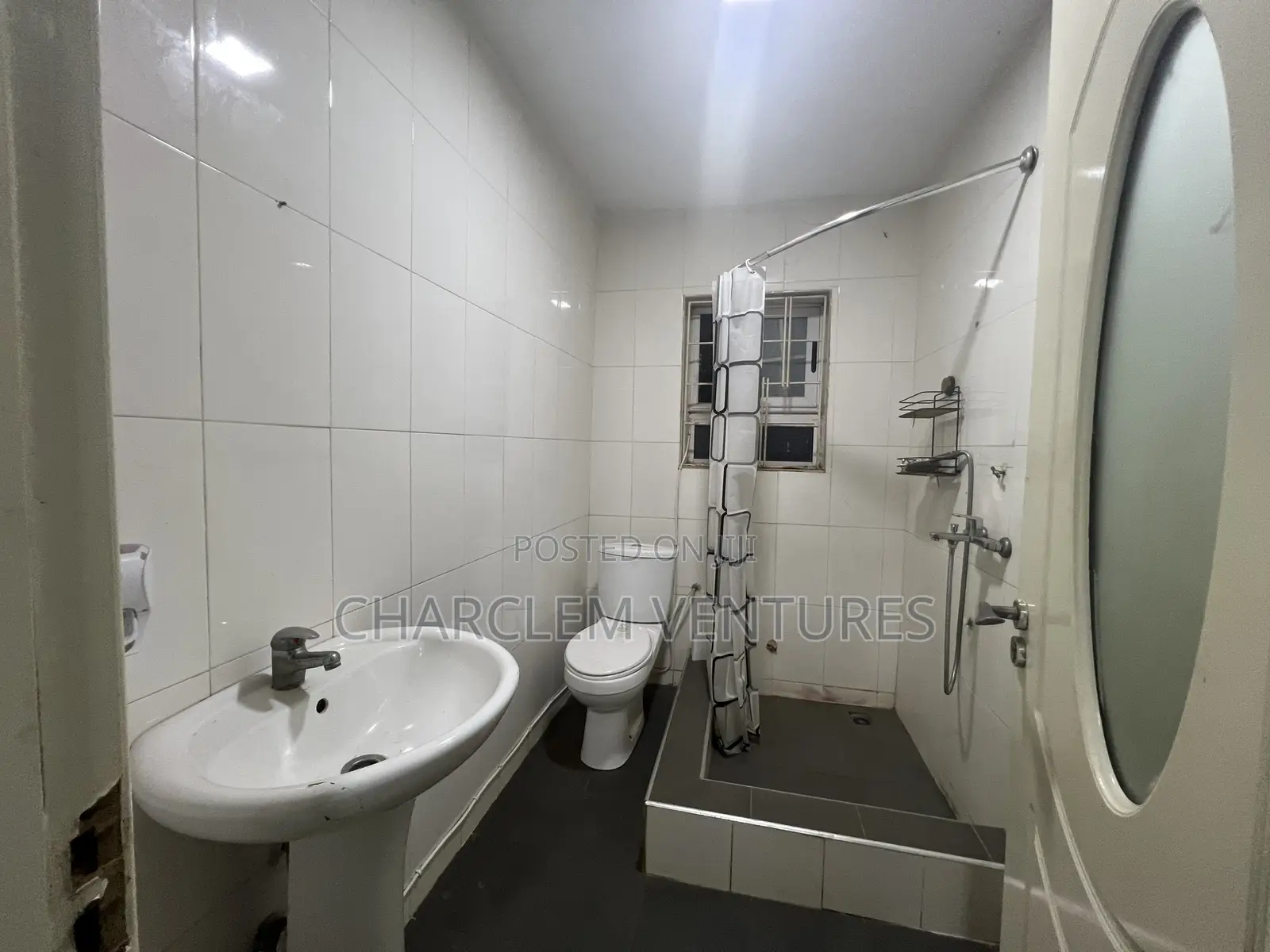 2bdrm Apartment in Charclem Ventures, East Legon for rent