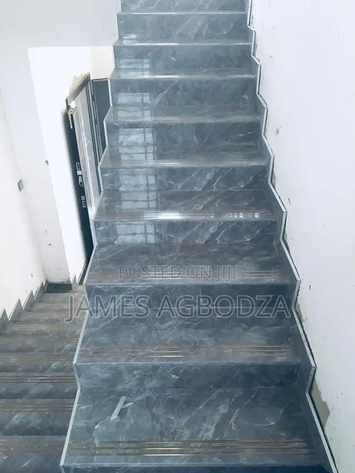 I’M a Good Finishing Tiling Master