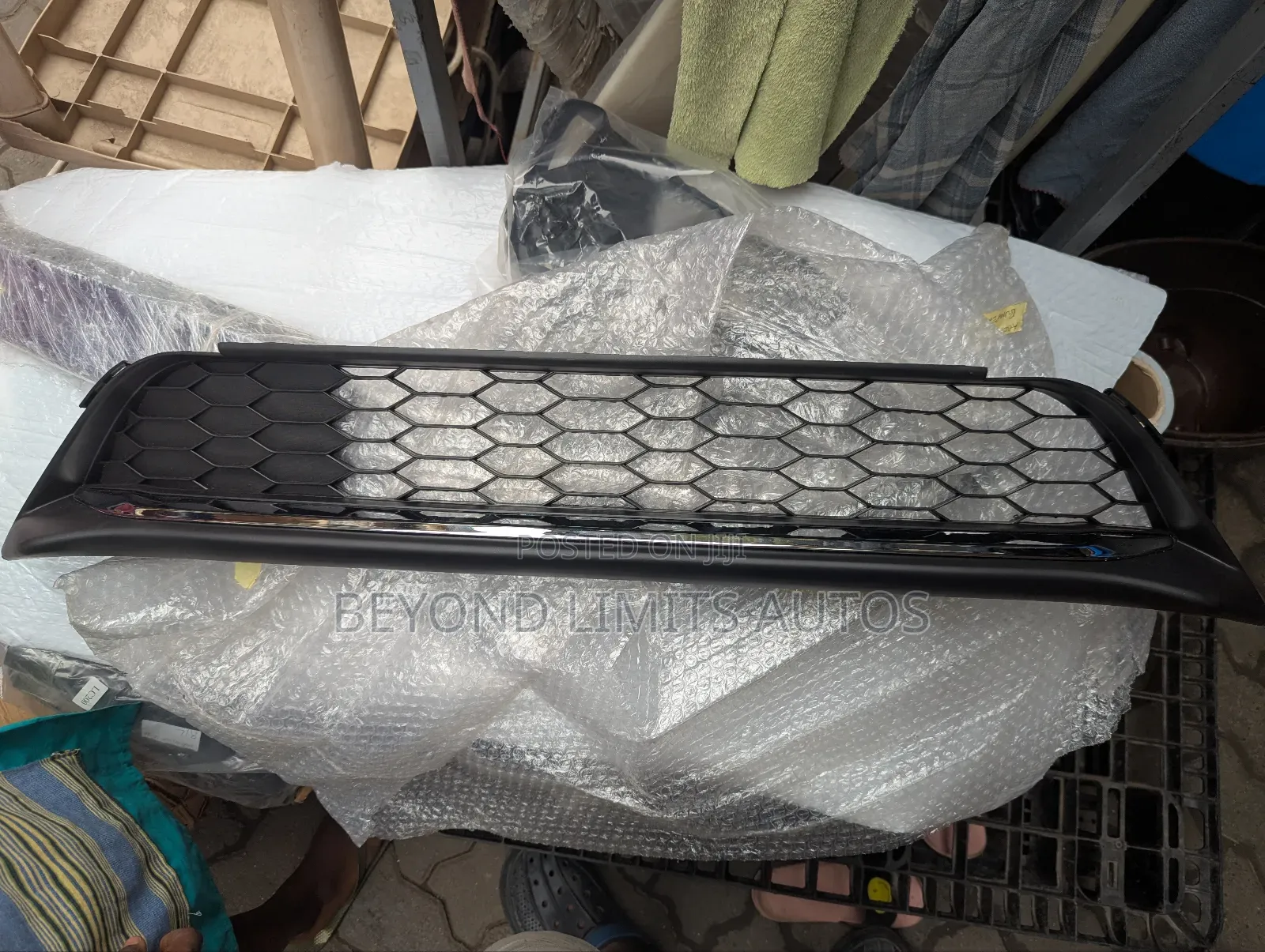 Honda Accord 2016,2017 Bumper Grille/ Down Shell