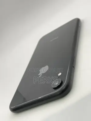 New Apple iPhone XR 128 GB Black