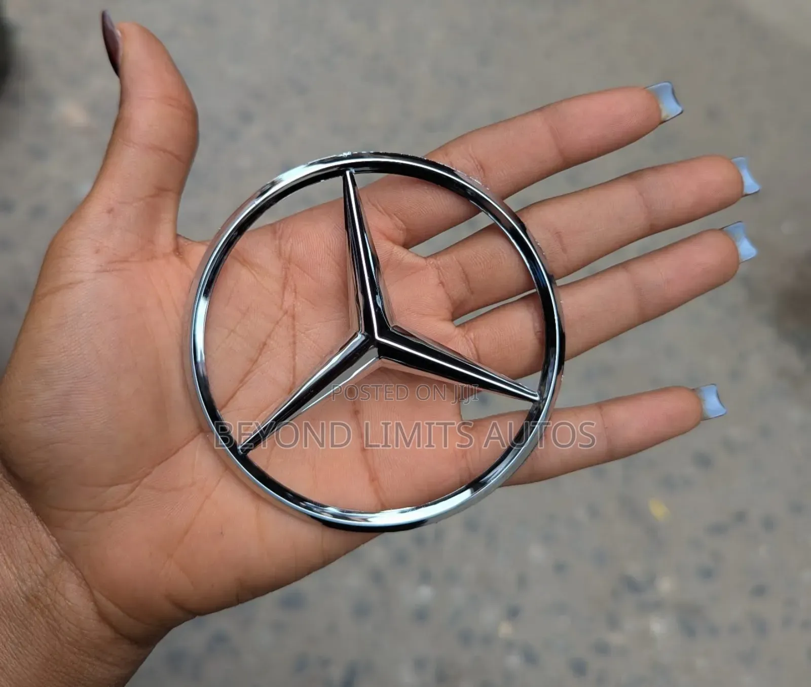 Mercedes Benz Crown/Logo/Emblem Available