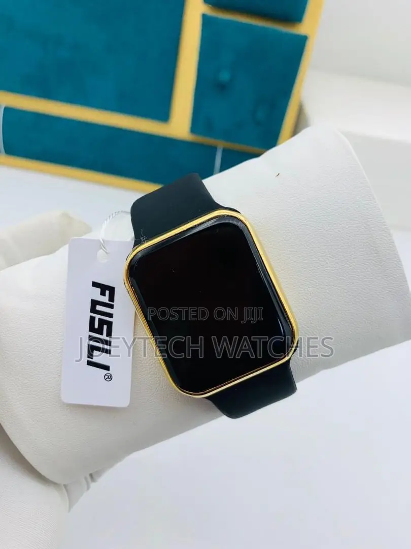 Fusili Digital Watch