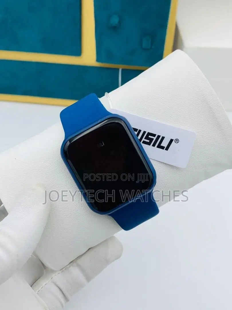 Fusili Digital Watch