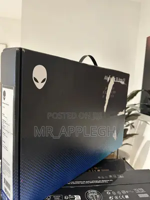 New Laptop Dell Alienware Area-51 32GB Intel Core Ultra 9 SSD 2T
