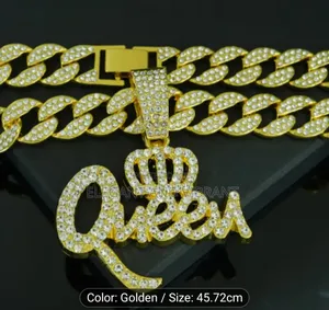 Queens Jewellery in Brand New Condition