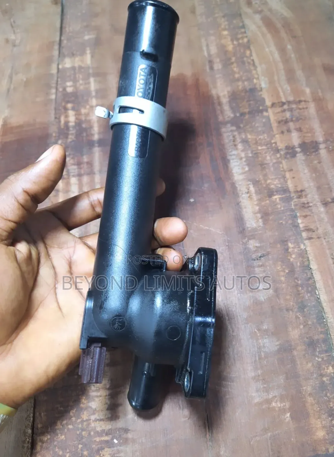 Toyota Lexus Water Intet Assembly With Thermostat Housing