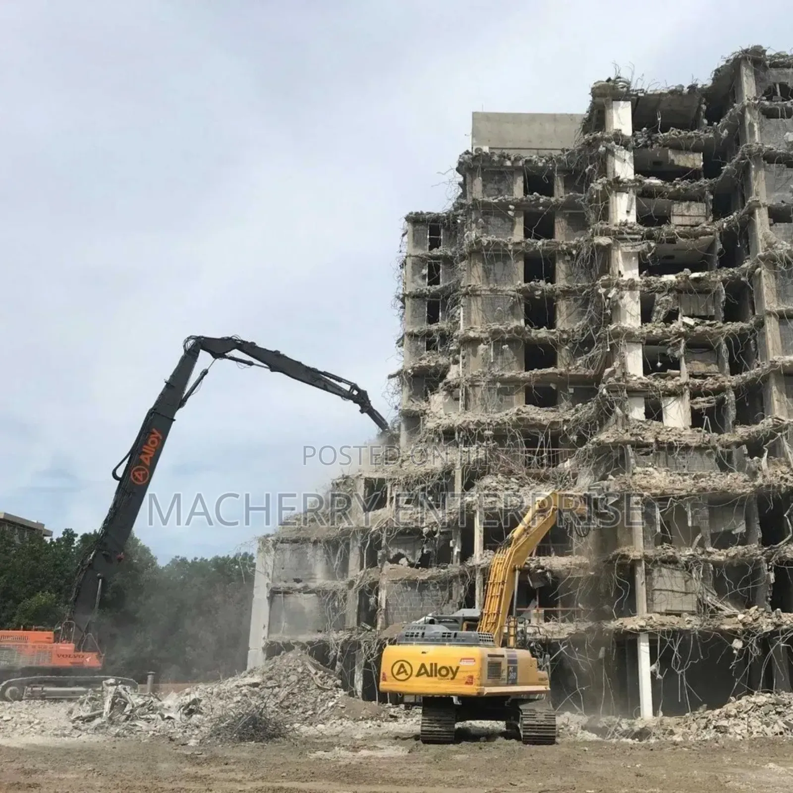 Demolishing/Concreate Breaker Compressor and Container House for Rent