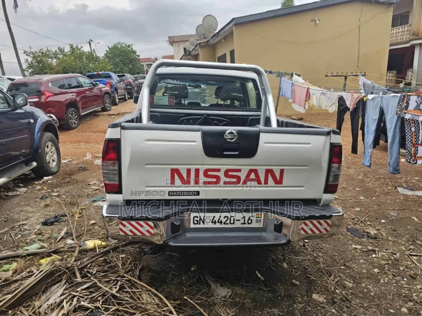 Nissan Hardbody 2016 White