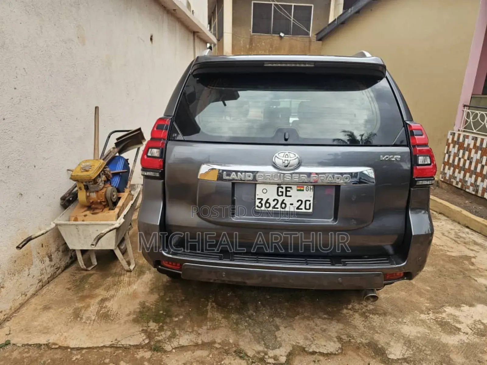 Toyota Land Cruiser Prado 2017 Gray